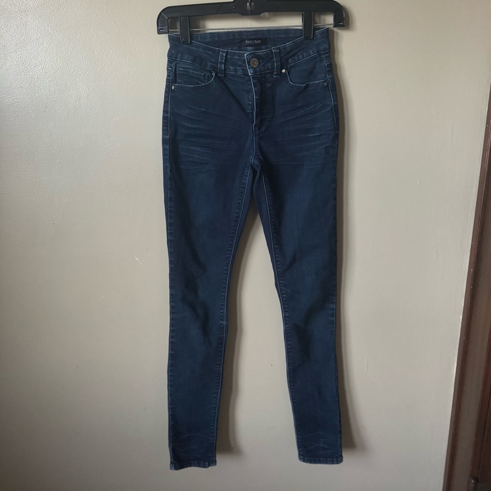 White House Black Market High Rise Blue Jeans